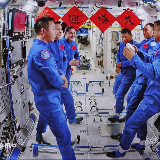 Die Crew der Tiangong-Raumstation im April 2025.