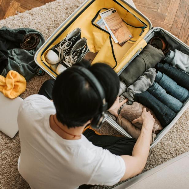 Wie man am besten einen Koffer packt