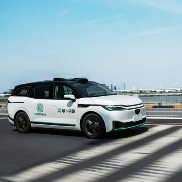 Ein Apollo Go Robotaxi