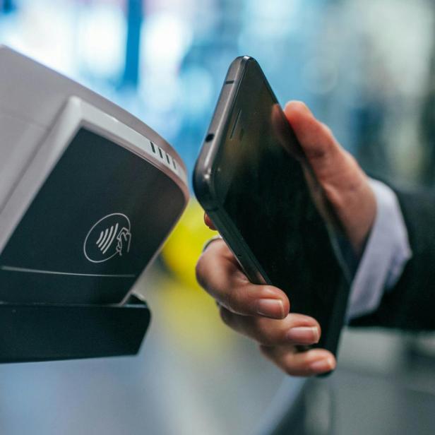 Erste Bank bietet erstmals virtuelle Kreditkarten für Unternehmen (Symbolbild)