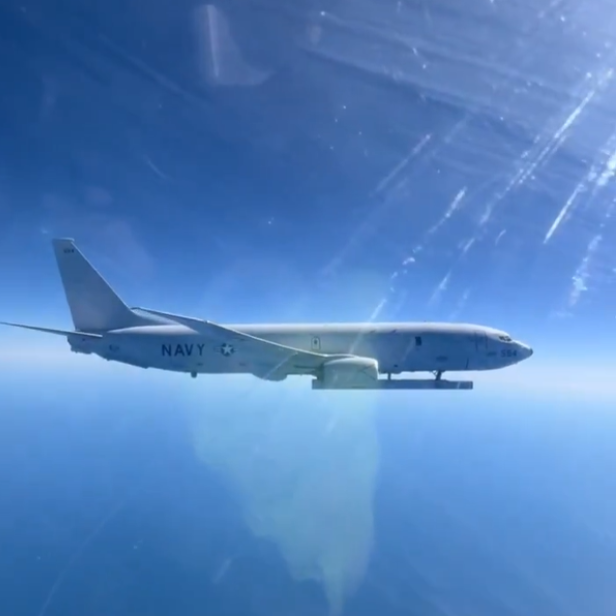 Boeing P-8A Poseidon mit einem AN/APS-154-Radarsensor