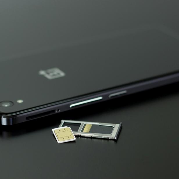 Ältere Smartphones unterstützen oft gar keine eSIM.