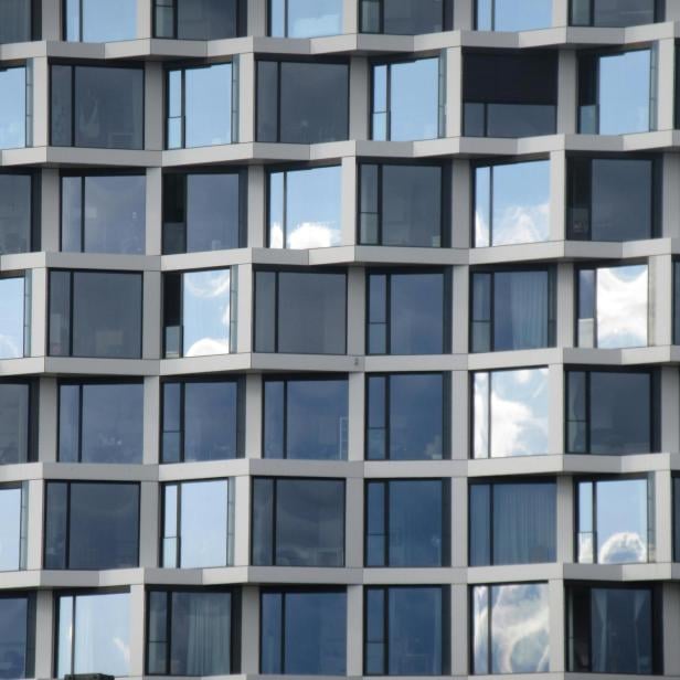 Solche Fensterfronten sollen zu Kraftwerken werden.