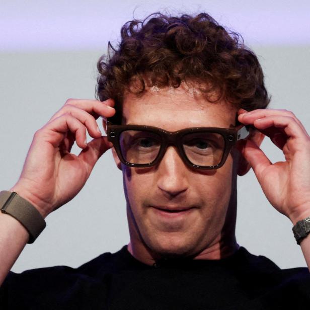 Mark Zuckerberg trägt die neue Meta Ray-Ban Display
