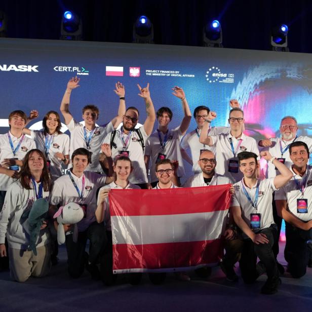 Das Team Austria bei der ECSC 2025