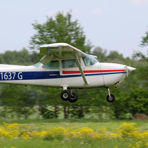 Eine Cessna 172 in Russland (Symbolbild)