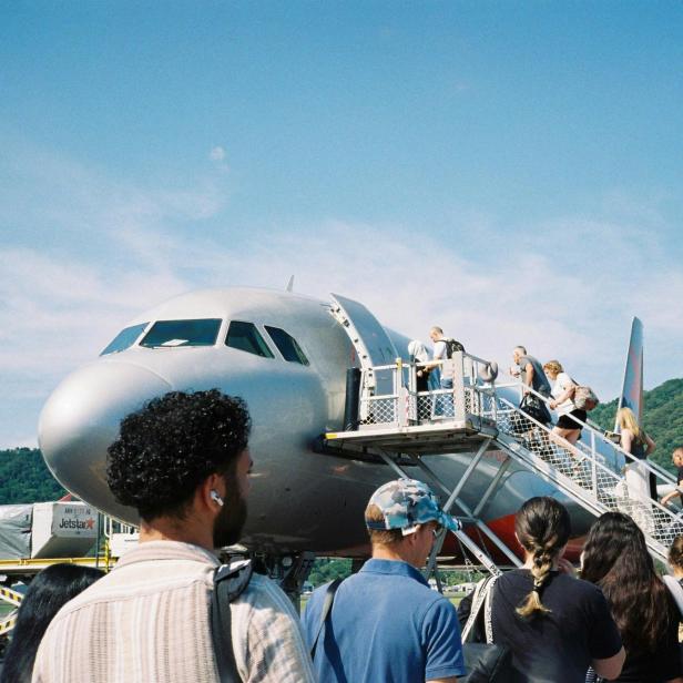 Gefährliche Luft im Flugzeug: Schadstoffbelastung extrem hoch (Symbobild)