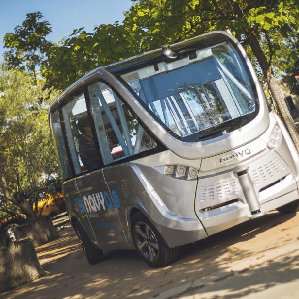 Navya stattet die Schweizer PostBus AG mit Fahrzeugen aus