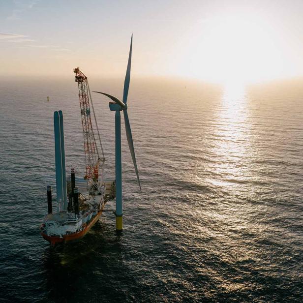 Windrad im Offshore-Windpark Thor
