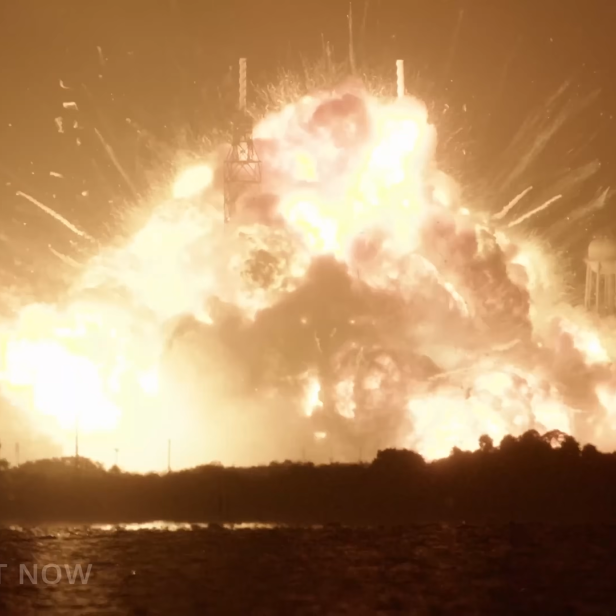 Riesiger Feuerball nach Explosion der Blue-Origin-Rakete New Glenn