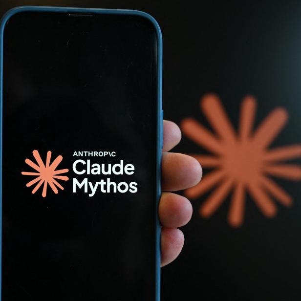 Handy mit Claude Mythos