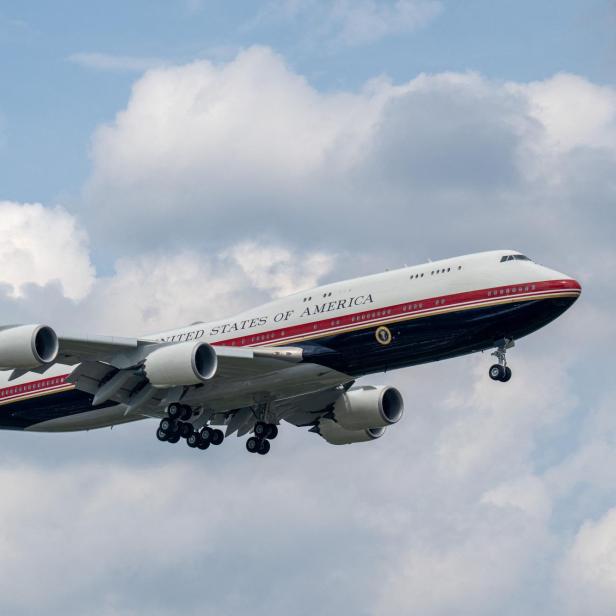 US-THE-NEW-AIR-FORCE-ONE,-A-BOEING-747-8-GIFTED-TO-TRUMP-FROM-QA
