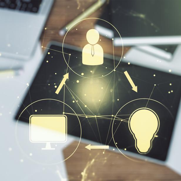 Symbolische Recruiting-Grafik mit Laptop, Profil-Icons und Vernetzung.
