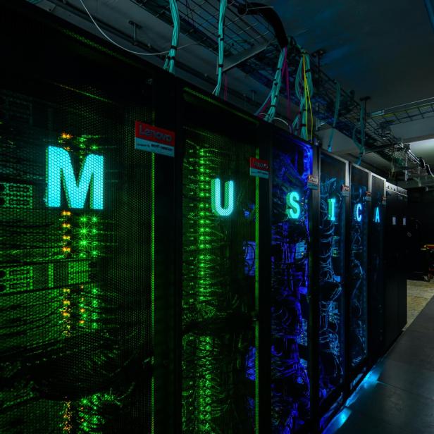 ++ HANDOUT ++ ERÖFFNUNG SUPERCOMPUTER "MUSICA"