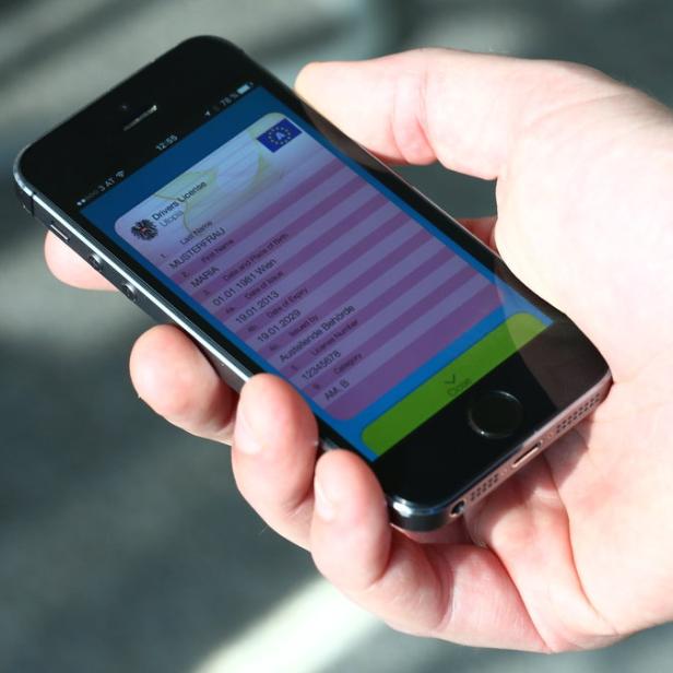 Führerschein kann künftig am Smartphone hergezeigt werden
