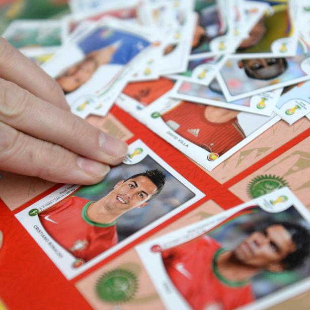 Seit 5. April ist das aktuelle WM Panini-Album auch in Österreich auf dem Markt