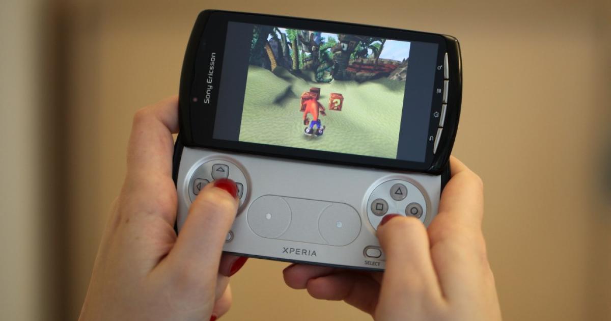 Videos Von Playstation Auf Handy Im Test: PlayStation-Handy Xperia Play