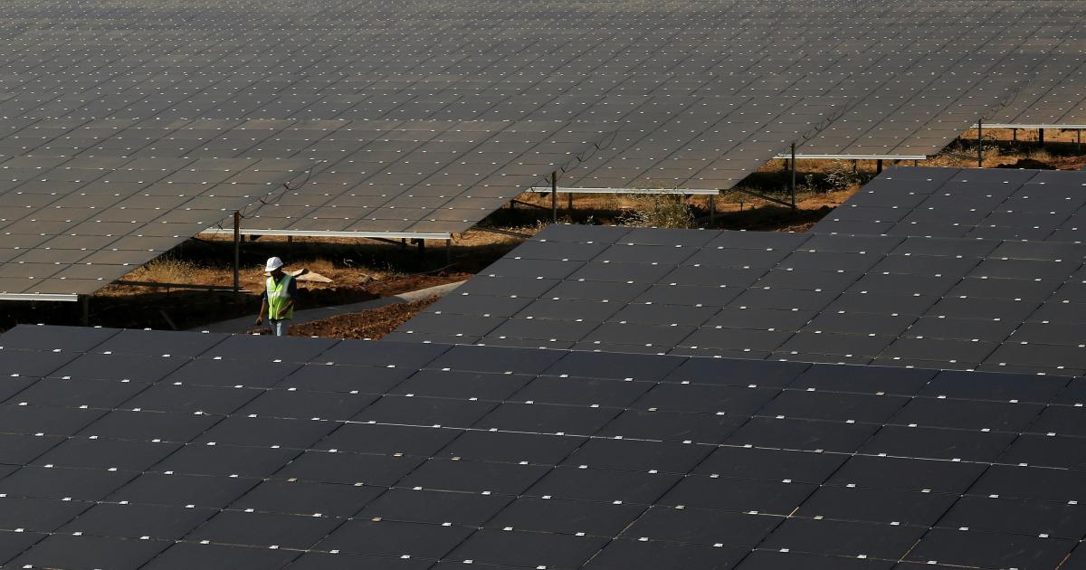 Grosste Solaranlage Der Welt Entsteht In Saudi Arabien