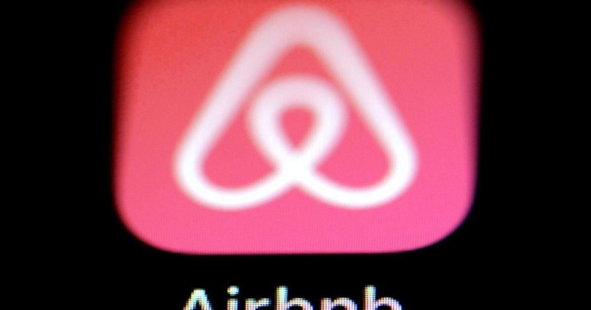 Freundinnen Finden Versteckte Kamera In Airbnb 