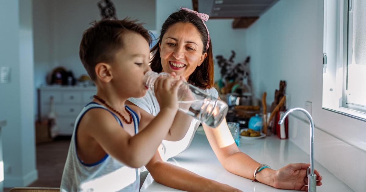 Fluorid-im-Wasser-macht-angeblich-Kinder-dumm-Heftige-Kritik-an-Studie