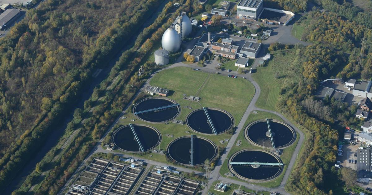 Abwasserbehandlung-neu-gedacht-Wie-Reinsauerstoff-und-das-BIOX-Verfahren-die-Wasserreinigung-revolutionieren