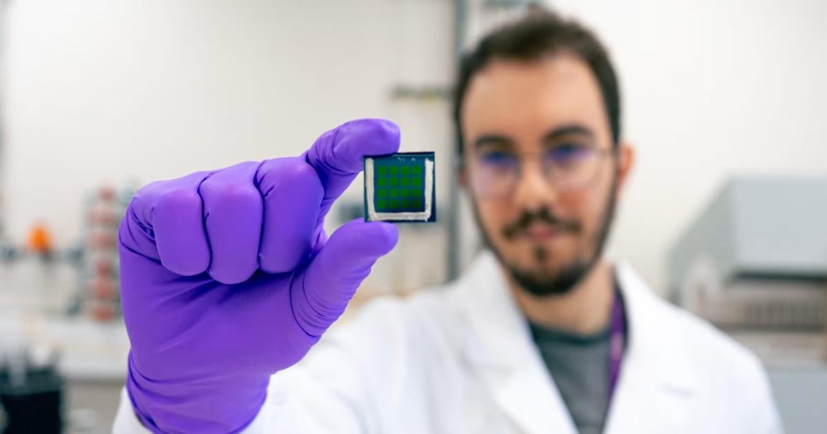 Nano-Spiegel-soll-ultrad-nne-Solarzellen-effizienter-machen
