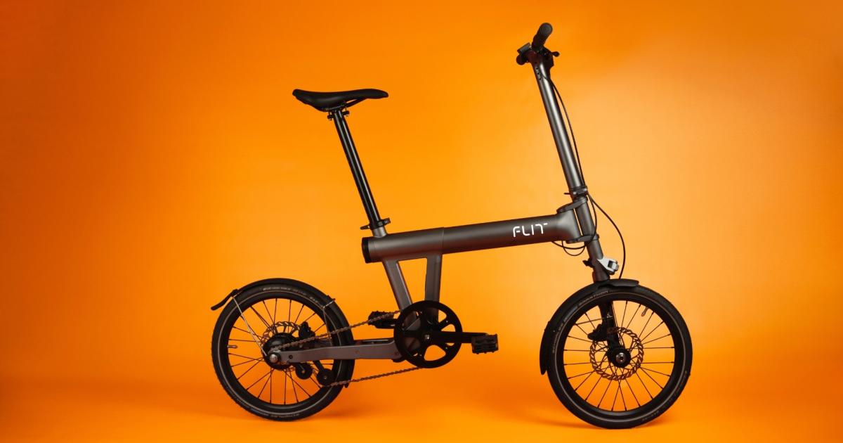 E-Bike-Flit-M2-wird-mit-einem-halben-Kilo-Kaviar-geliefert