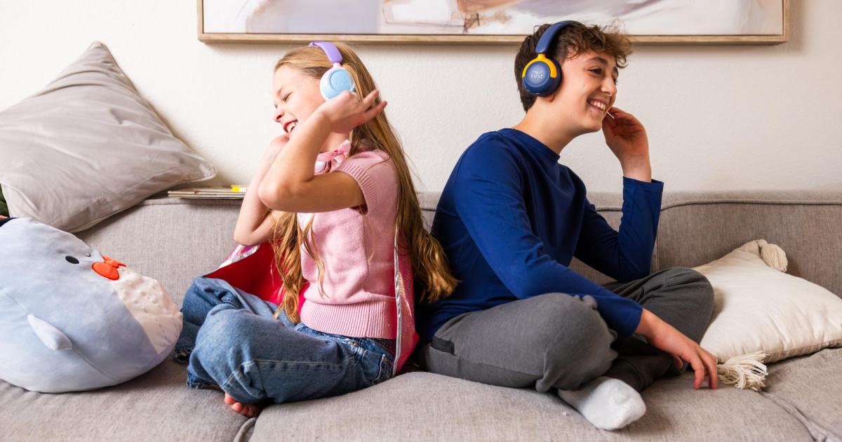 myFirst-Fone-S4-und-CareBuds-Max-gewinnen