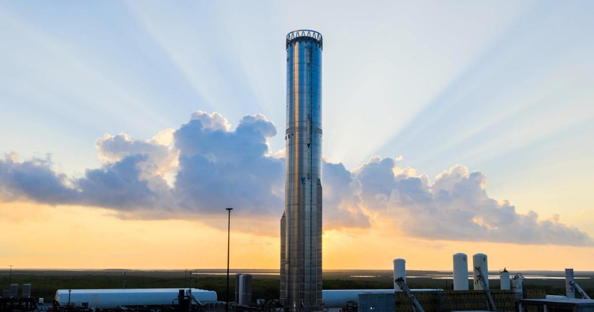 Starship-Booster-explodiert-w-hrend-Test