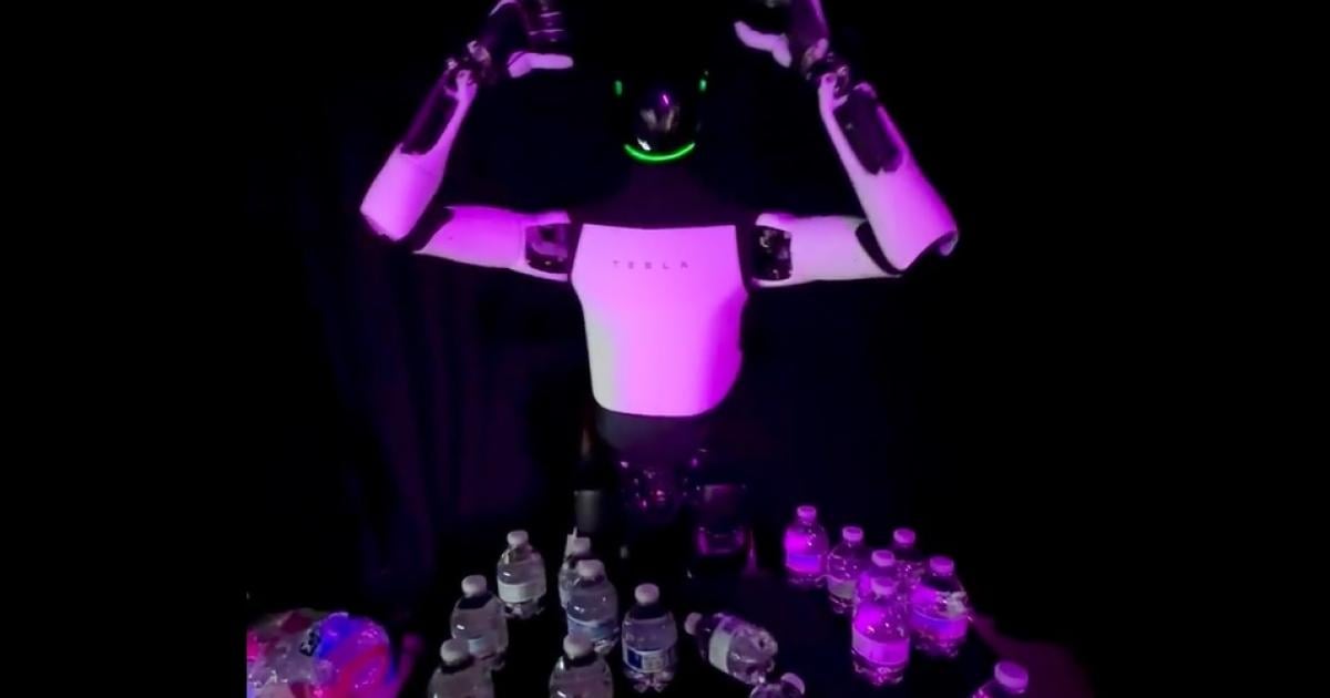 Teslas-KI-Roboter-Optimus-verh-lt-sich-verd-chtig