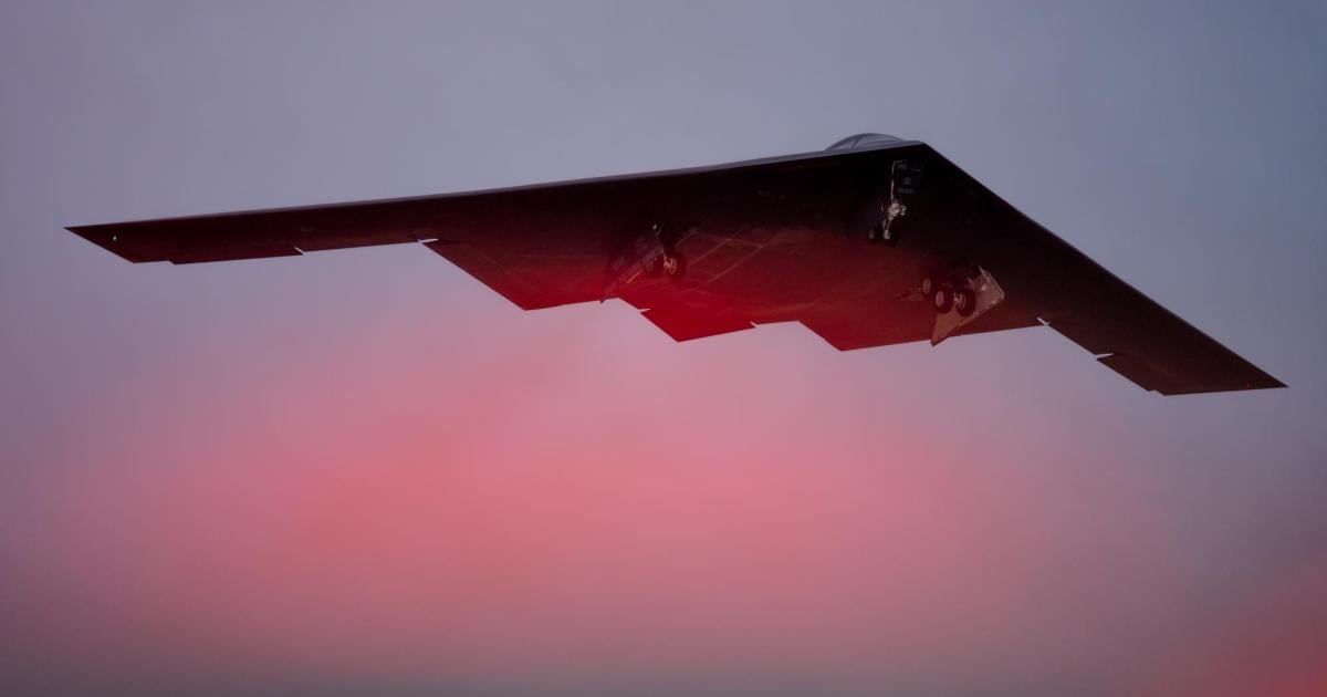 Mit-Klebeband-reparierter-B-2-Stealth-Bomber-spart-Air-Force-52-Millionen-Dollar