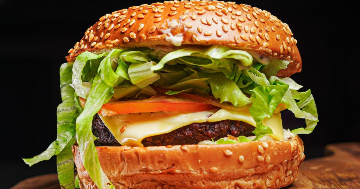 Eliteuni-Forscher-pr-sentieren-KI-die-sich-Burger-ausdenkt