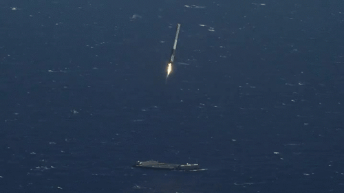 Die Landung der SpaceX-Rakete auf hoher See ist geglückt