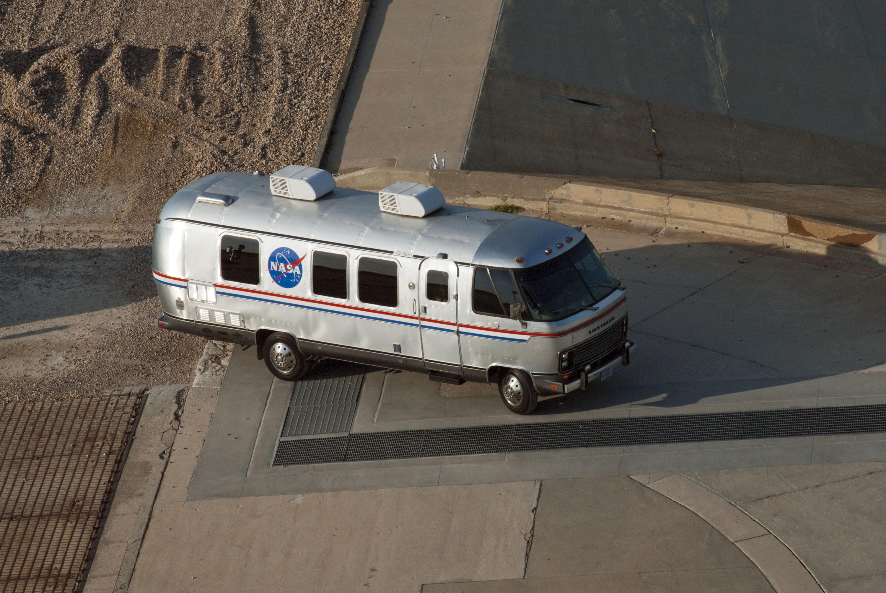 NASA sucht einen Nachfolger für den Astrovan thumbnail