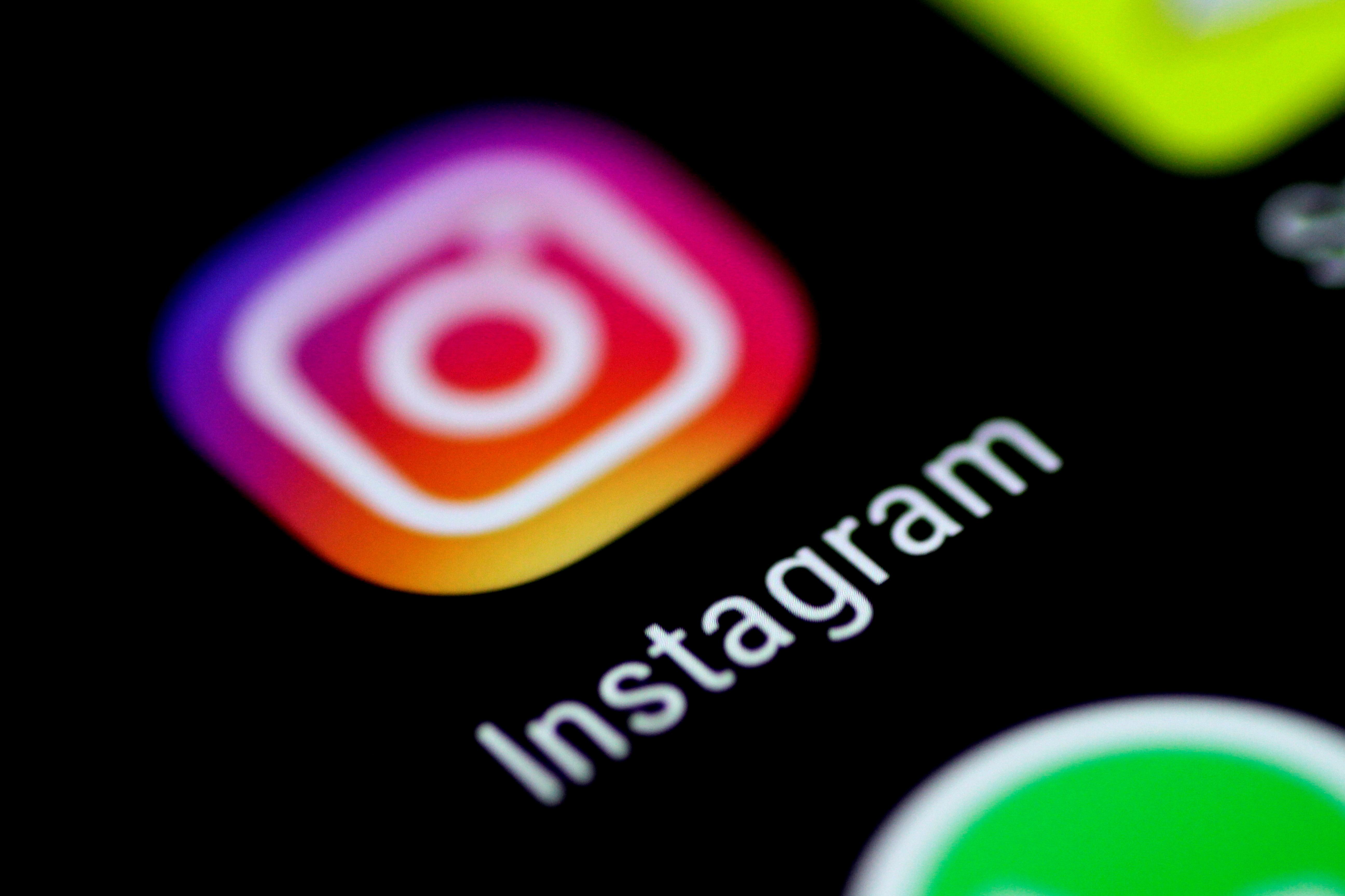 How Instagram wants to reinvent itself in 2022 thumbnail