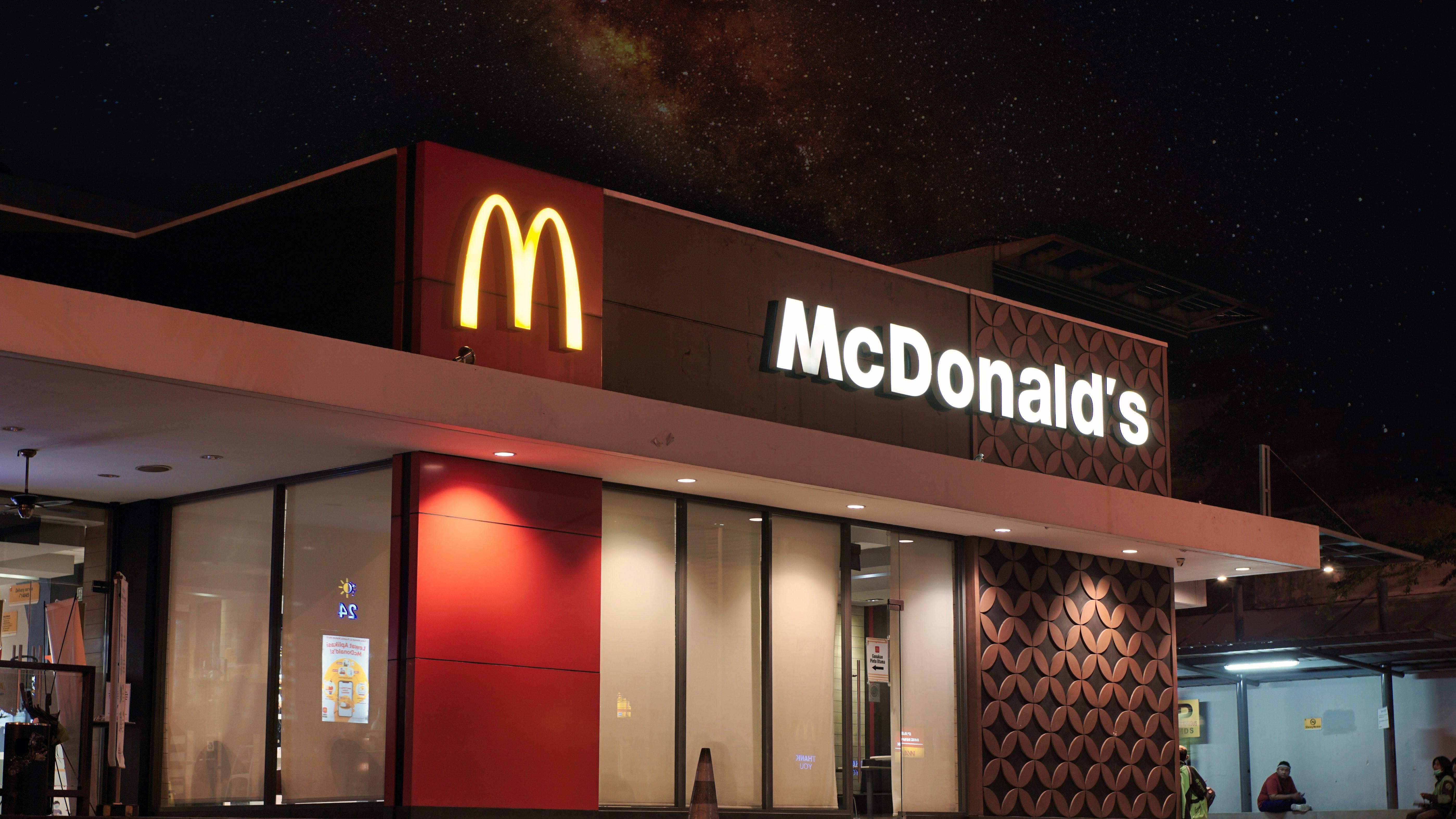 McDonalds used this video game to train its employees thumbnail
