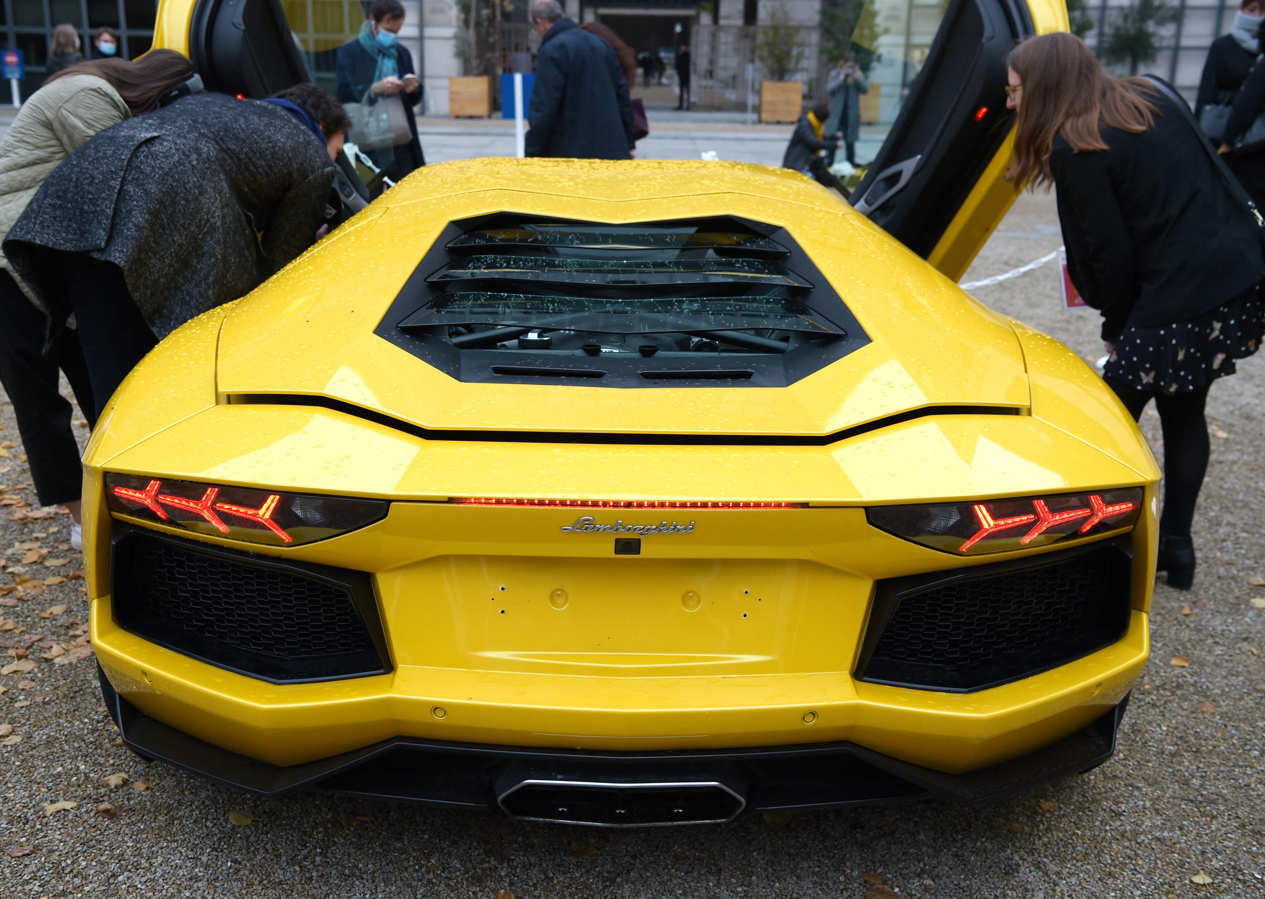 Lamborghini will Verbrenner auch nach 2030 noch anbieten thumbnail